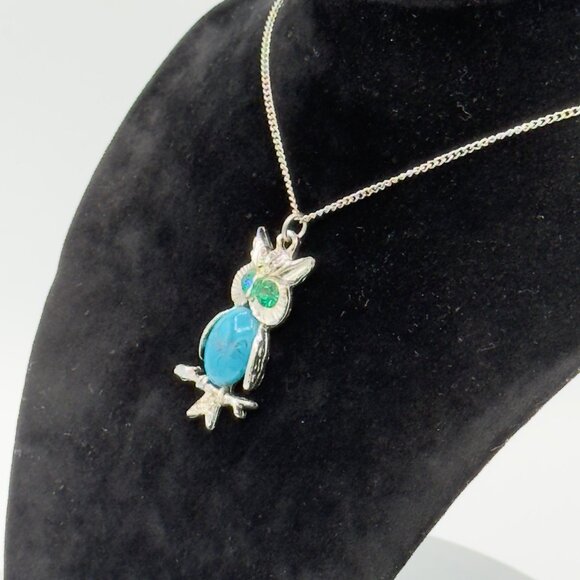 Vintage Owl Pendant Necklace Silver Chain Faux Turquoise & Green Gemstone Eyes - Picture 5 of 13